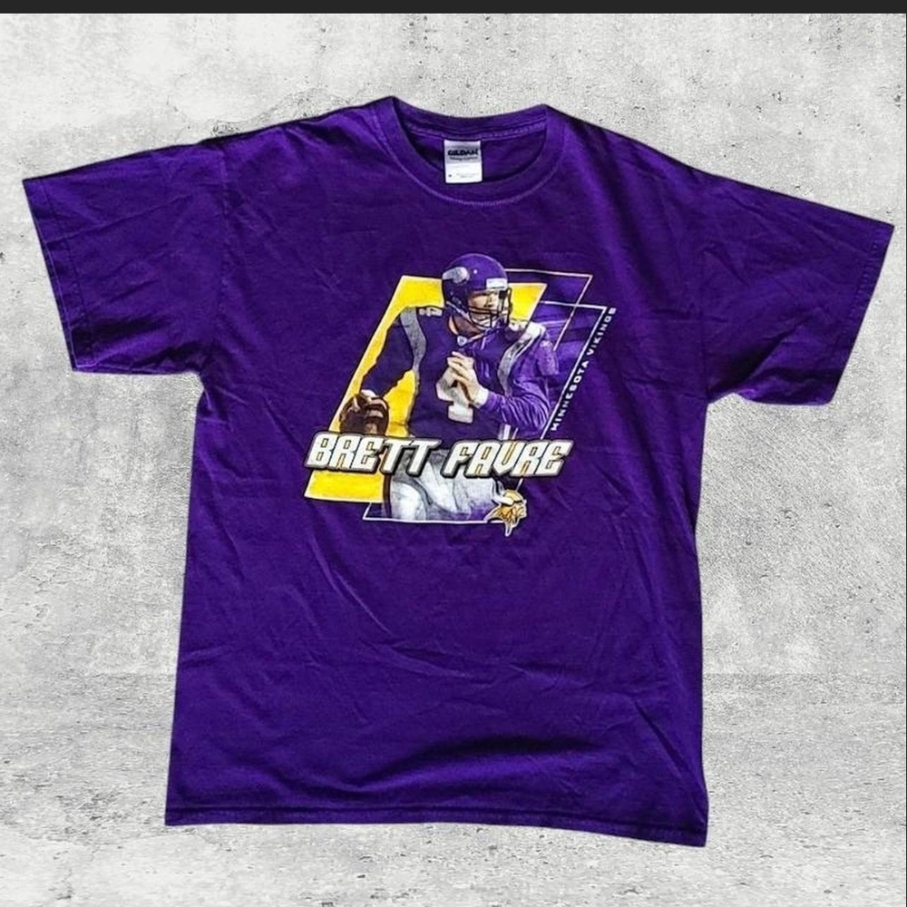 VTG 2009 Minnesota Vikings Brett Favre NFL T-Shirt Purple Gildan Streetwear Size